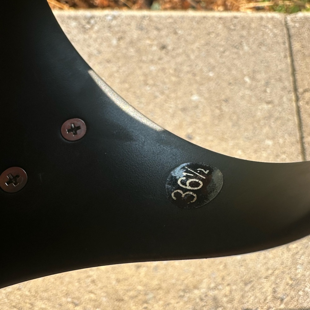 Authentic Versace Medusa Thong Sandals - Picture 5 of 7